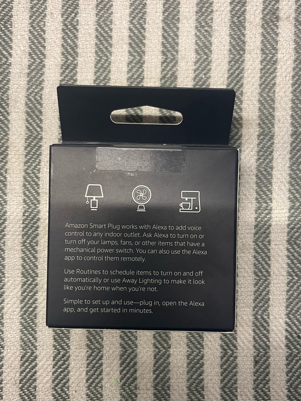 Amazon Smart Plug - NEW - Picture 2 of 4